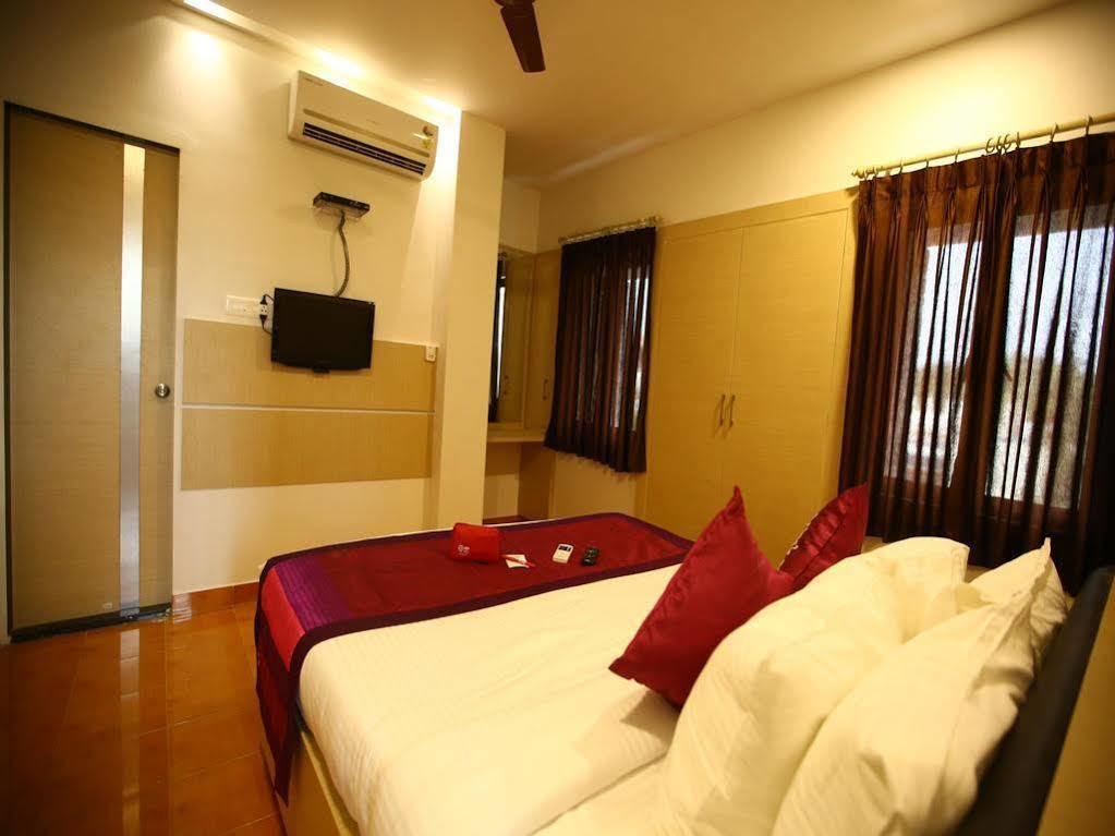 Oyo 968 Hotel Poigai Chennai Eksteriør billede