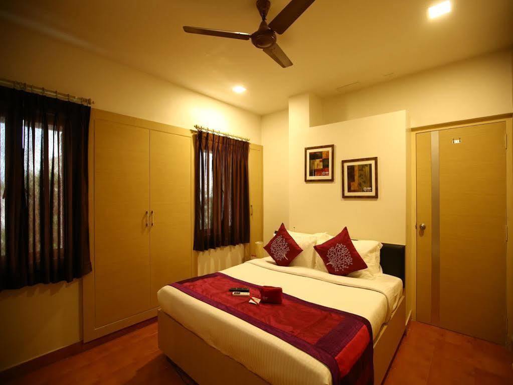 Oyo 968 Hotel Poigai Chennai Eksteriør billede