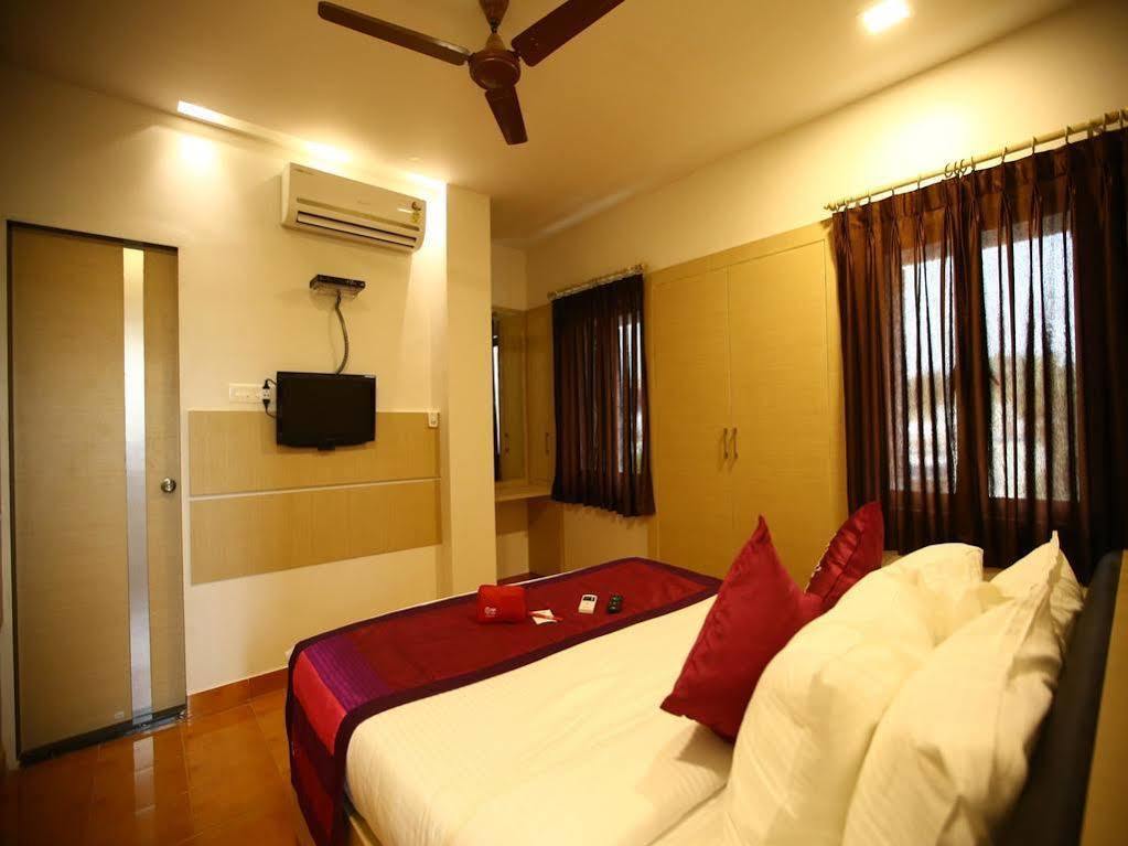 Oyo 968 Hotel Poigai Chennai Eksteriør billede