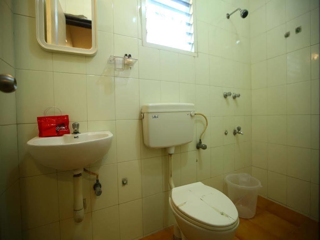 Oyo 968 Hotel Poigai Chennai Eksteriør billede