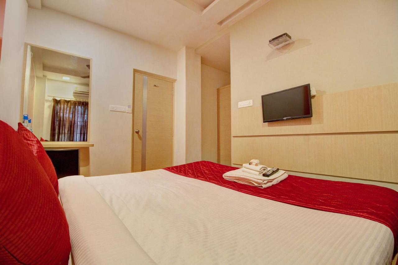 Oyo 968 Hotel Poigai Chennai Eksteriør billede