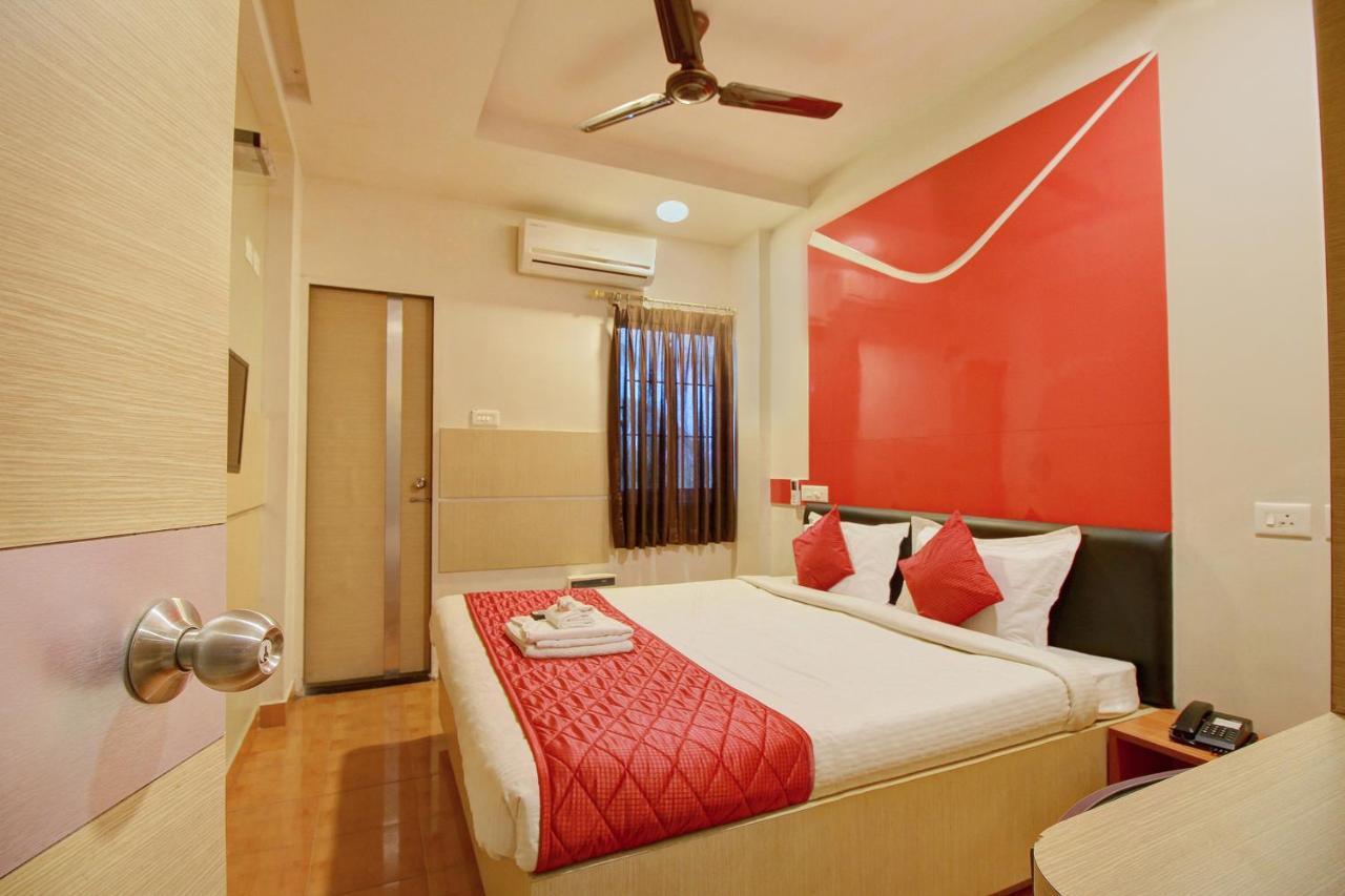 Oyo 968 Hotel Poigai Chennai Eksteriør billede